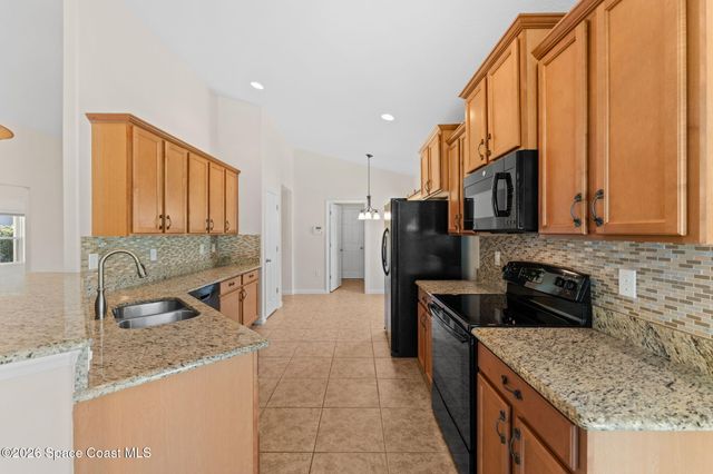 1280 Dillard Drive SE, Palm Bay, FL 32909
