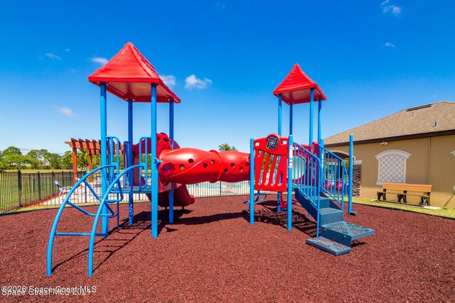 1280 Dillard Drive SE, Palm Bay, FL 32909