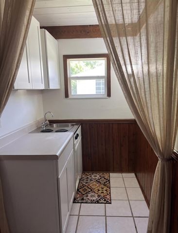 1230 NE 26th Terrace, Pompano Beach, FL 33062