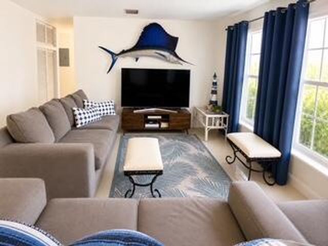 1230 NE 26th Terrace, Pompano Beach, FL 33062