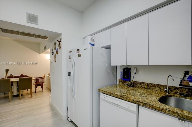 3300 NE 191st Street 114, Aventura, FL 33180