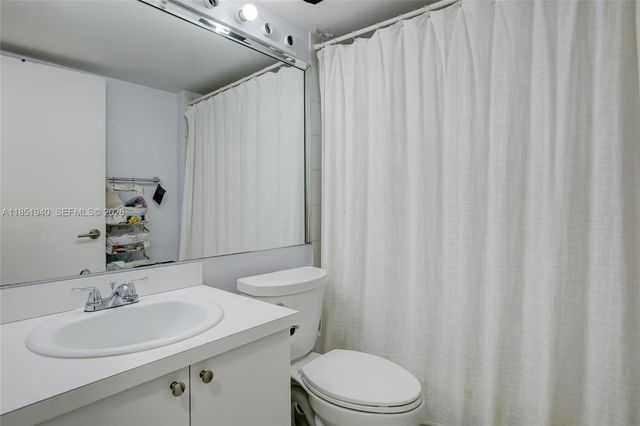 3300 NE 191st Street 114, Aventura, FL 33180