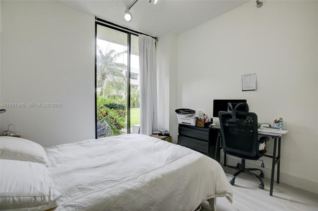 3300 NE 191st Street 114, Aventura, FL 33180
