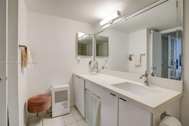 3300 NE 191st Street 114, Aventura, FL 33180