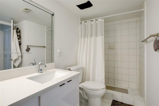 3300 NE 191st Street 114, Aventura, FL 33180