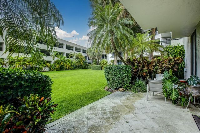 3300 NE 191st Street 114, Aventura, FL 33180