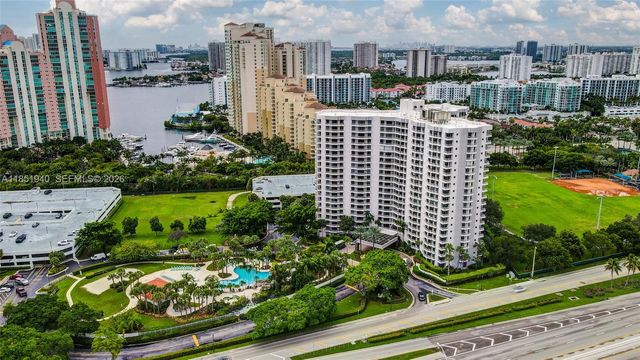 3300 NE 191st Street 114, Aventura, FL 33180