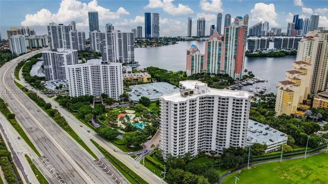 3300 NE 191st Street 114, Aventura, FL 33180
