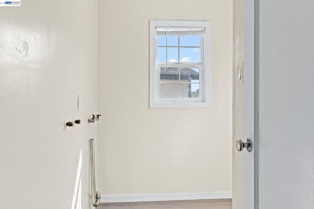 22844 Alice St, Hayward, CA 94541