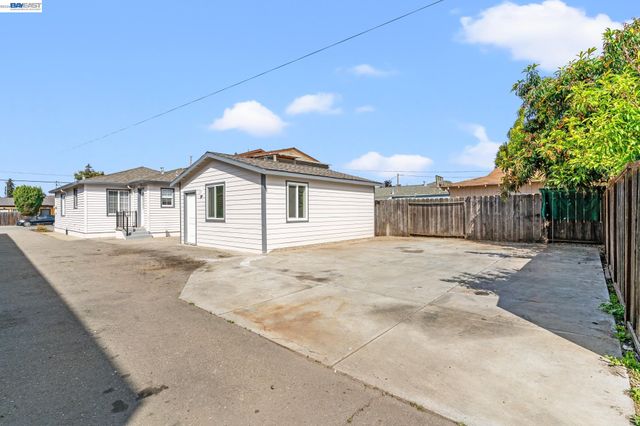 22844 Alice St, Hayward, CA 94541