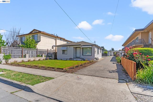 22844 Alice St, Hayward, CA 94541