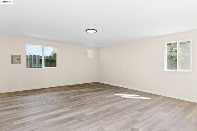 22844 Alice St, Hayward, CA 94541