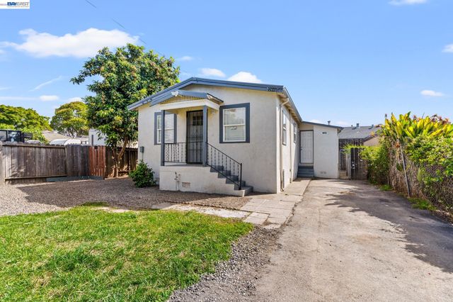 22844 Alice St, Hayward, CA 94541