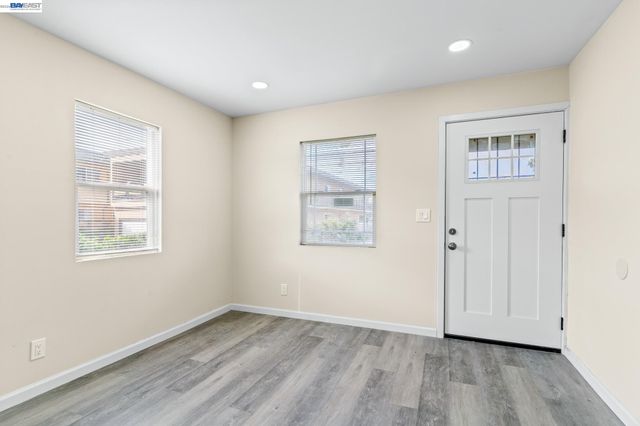 22844 Alice St, Hayward, CA 94541
