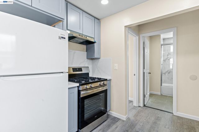 22844 Alice St, Hayward, CA 94541