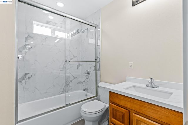 22844 Alice St, Hayward, CA 94541