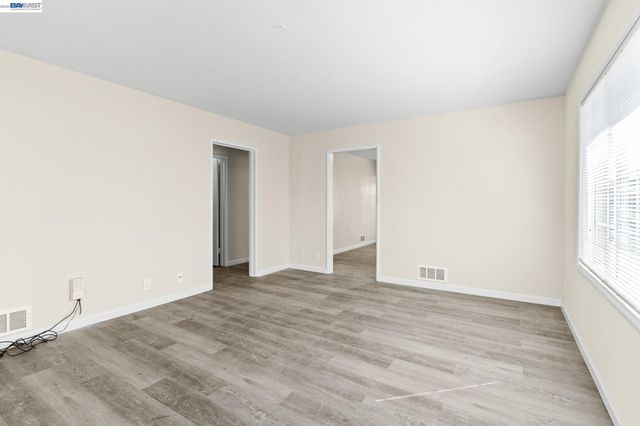 22844 Alice St, Hayward, CA 94541