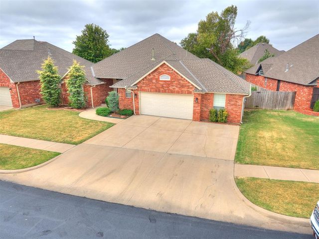 4120 Pine Hill Road, Norman, OK 73072