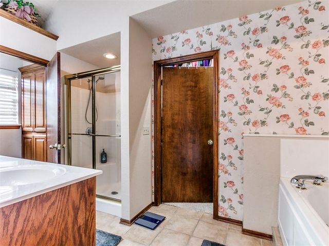 4120 Pine Hill Road, Norman, OK 73072