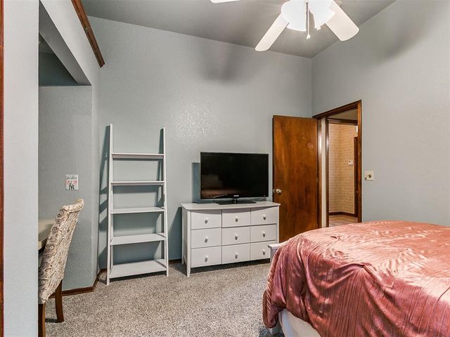4120 Pine Hill Road, Norman, OK 73072