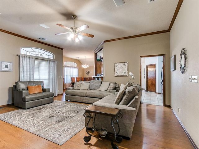 4120 Pine Hill Road, Norman, OK 73072