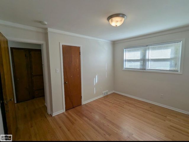 24705 Raven Street, Eastpointe, MI 48021