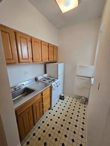 18 Glenville Ave 3A, Boston, MA 02134