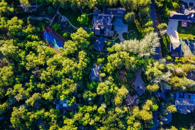 2571 E HILLSDEN DR, Salt Lake City, UT 84117
