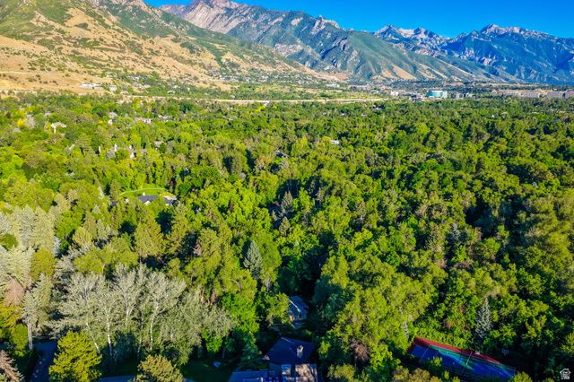 2571 E HILLSDEN DR, Salt Lake City, UT 84117