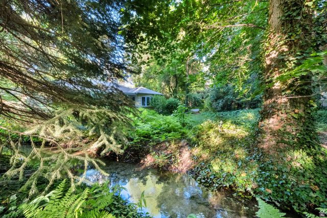 2571 E HILLSDEN DR, Salt Lake City, UT 84117