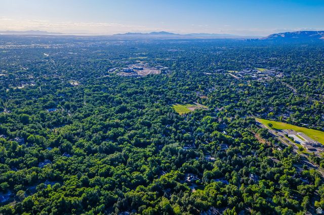 2571 E HILLSDEN DR, Salt Lake City, UT 84117