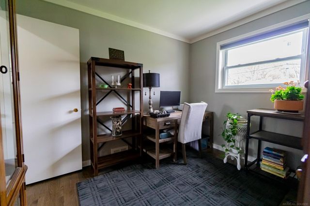 22240 Milgrom Court, St Clair Shores, MI 48081