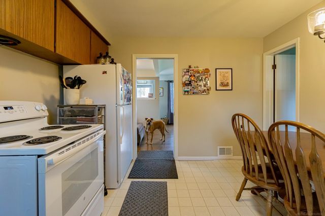 22240 Milgrom Court, St Clair Shores, MI 48081