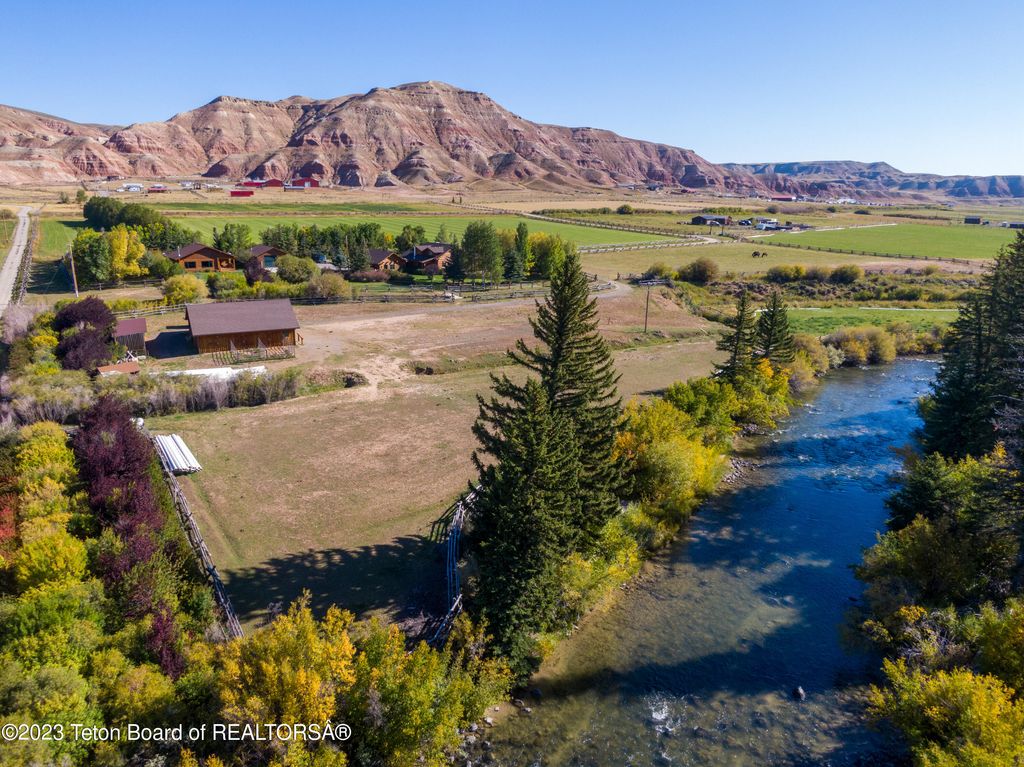 17 ROCKING CHAIR Road, Dubois, WY 82513 photo 2