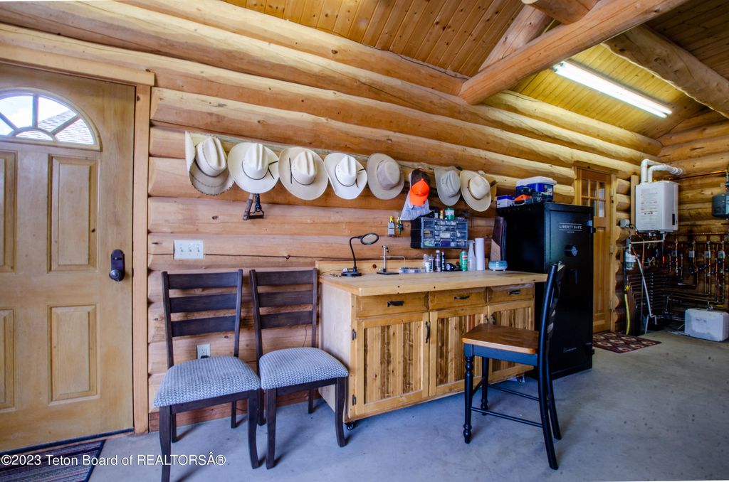 17 ROCKING CHAIR Road, Dubois, WY 82513 photo 30