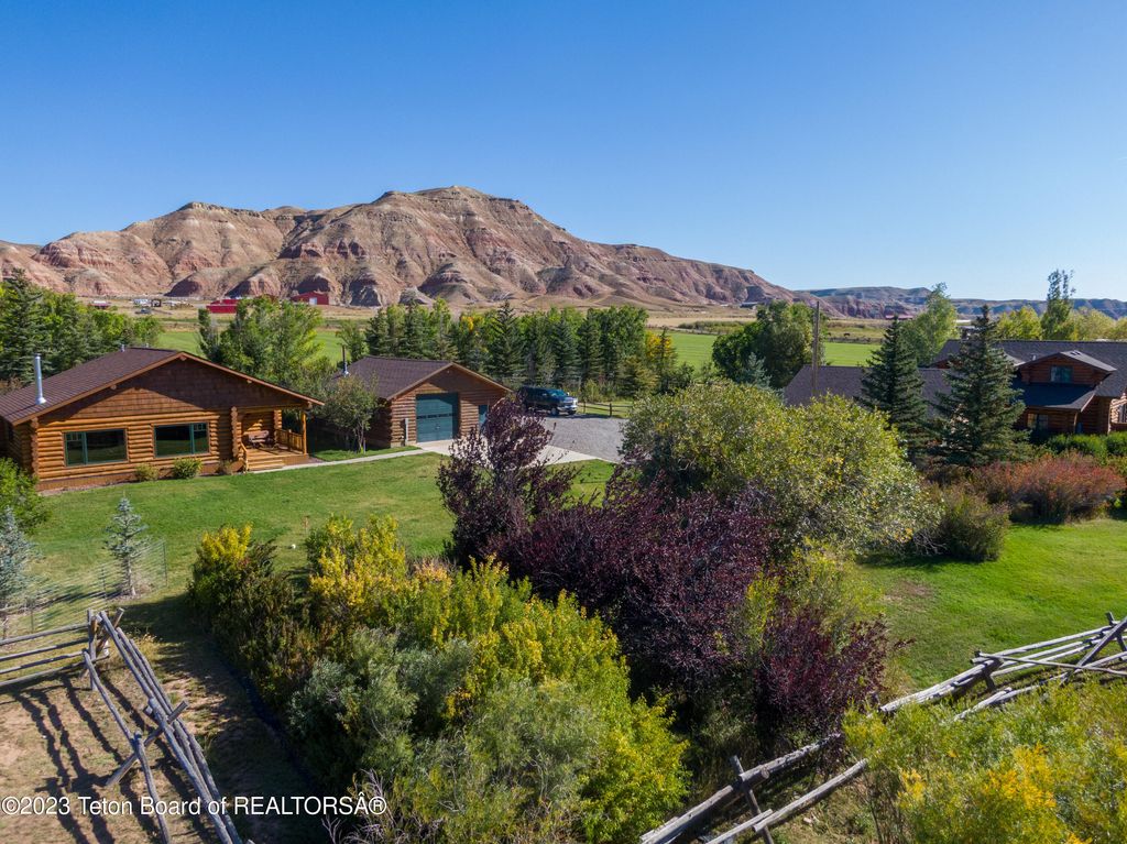 17 ROCKING CHAIR Road, Dubois, WY 82513 photo 6