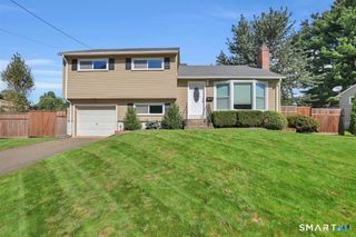 221 Monroe Street, East Hartford, CT 06118