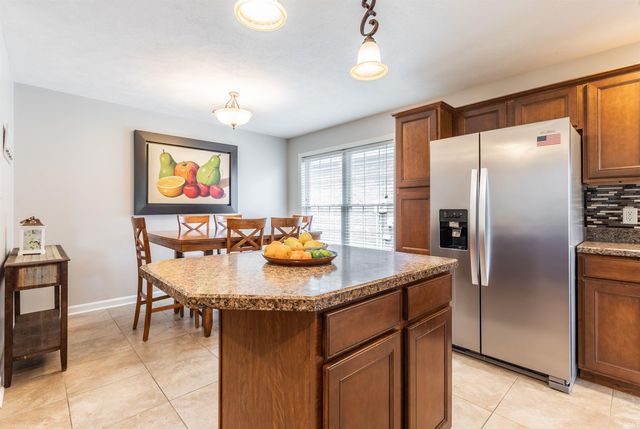 5820 Waterstone Drive, Newburgh, IN 47630