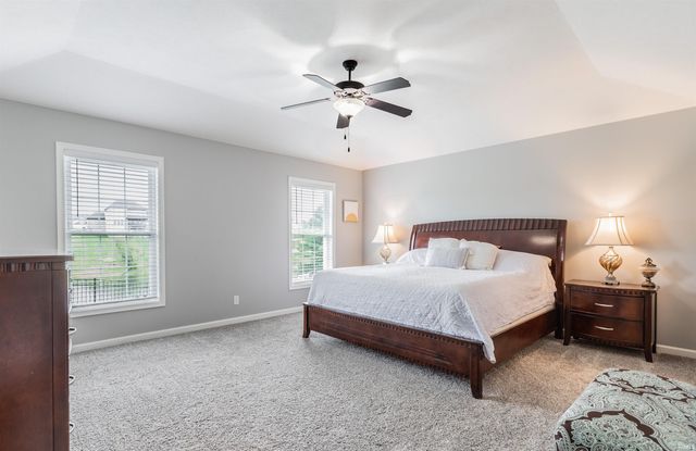 5820 Waterstone Drive, Newburgh, IN 47630