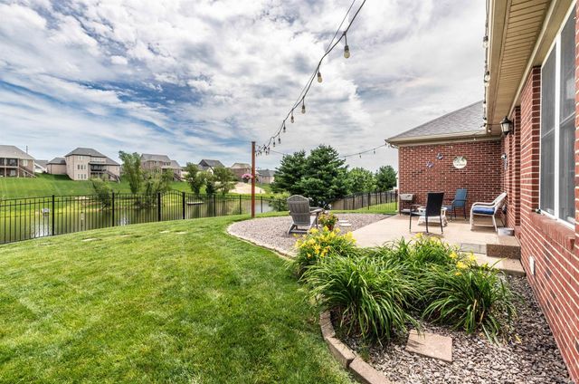 5820 Waterstone Drive, Newburgh, IN 47630