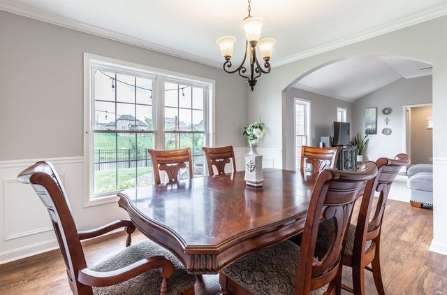 5820 Waterstone Drive, Newburgh, IN 47630