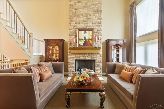 210 Golfview Drive, Saginaw Twp, MI 48638