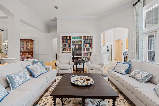 3212 SW 98th Dr, Gainesville, FL 32608