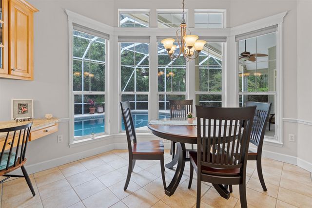 3212 SW 98th Dr, Gainesville, FL 32608