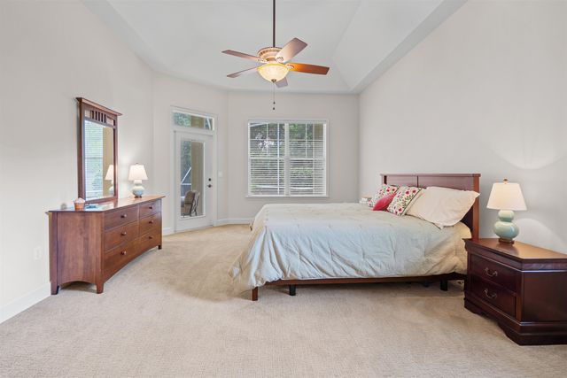 3212 SW 98th Dr, Gainesville, FL 32608