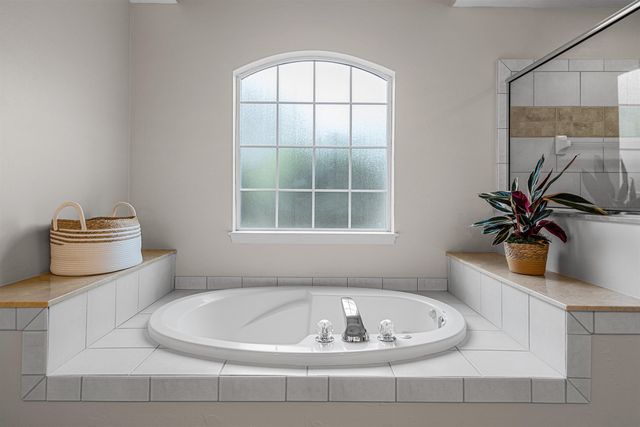 3212 SW 98th Dr, Gainesville, FL 32608