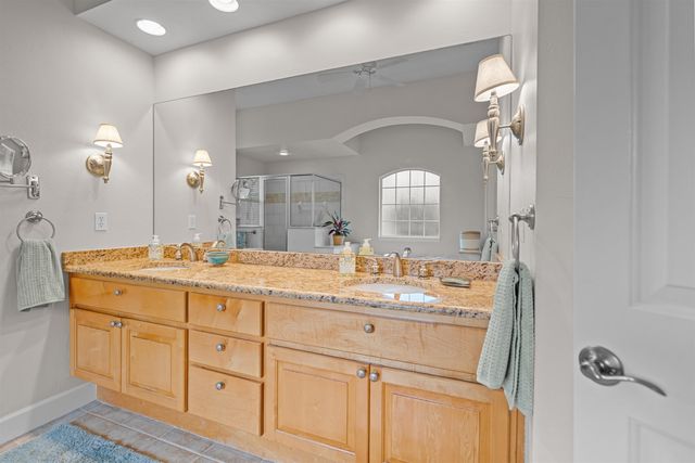 3212 SW 98th Dr, Gainesville, FL 32608