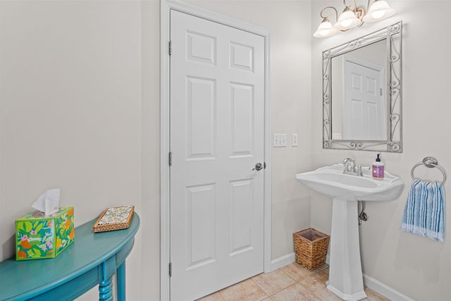 3212 SW 98th Dr, Gainesville, FL 32608