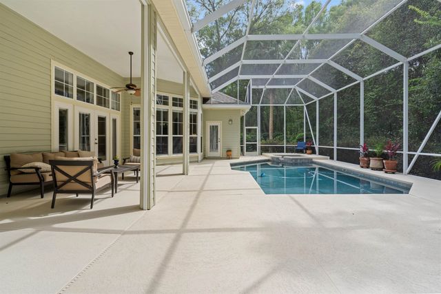 3212 SW 98th Dr, Gainesville, FL 32608