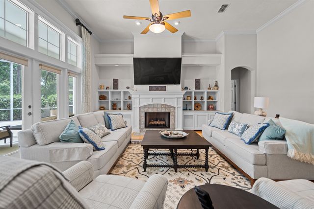 3212 SW 98th Dr, Gainesville, FL 32608